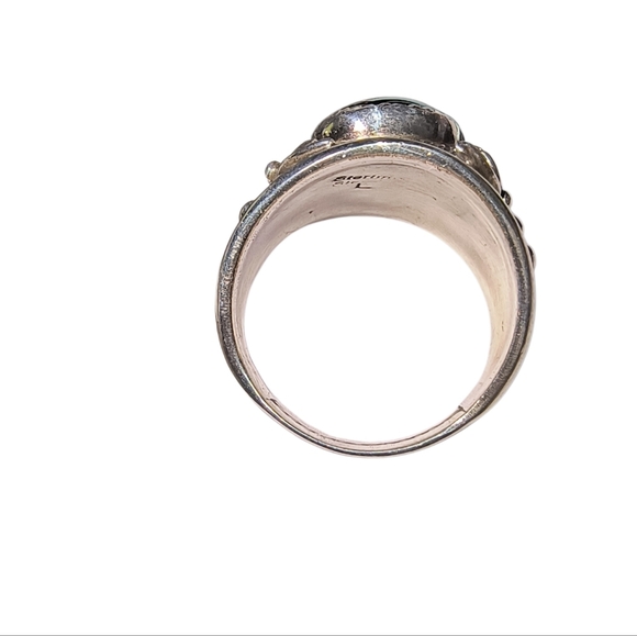 Native American Signed Black Onyx And Sterling Silver Heavy Wide Band Ring - Picture 8 of 11